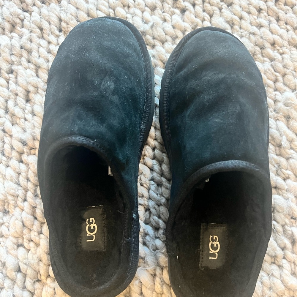 UGG Scuff Slippers Black Suede Sheepskin Men’s 8 - Picture 7 of 11